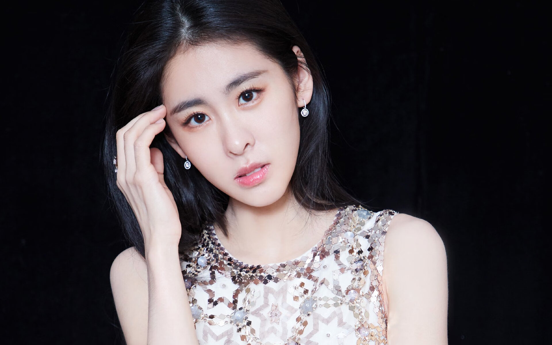 开云体育网站入口-意甲：AC米兰稳步前行，积分排名升至前列，意甲新赛季ac米兰比赛